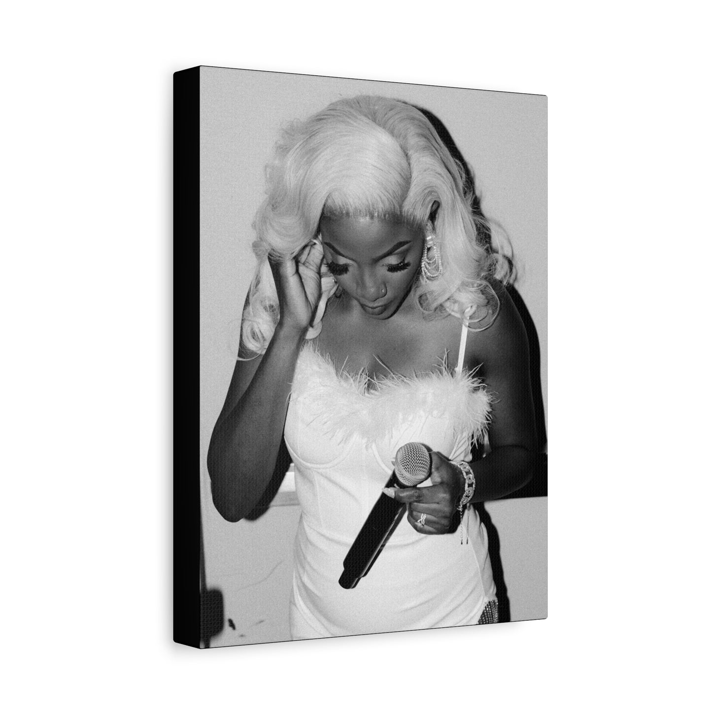 Simi Poster Matte Canvas (Stretched 1.25") — Photo by Nelsonegh